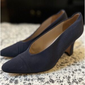 VÍA SPIGA Navy Blue Chunky Heel Pumps